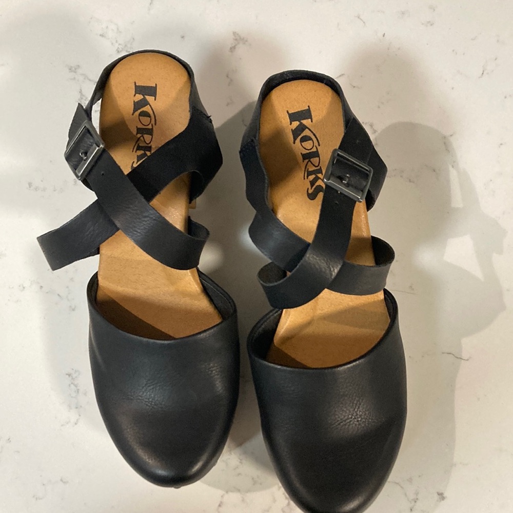Kork-Ease Black Mules with Crisscross Straps